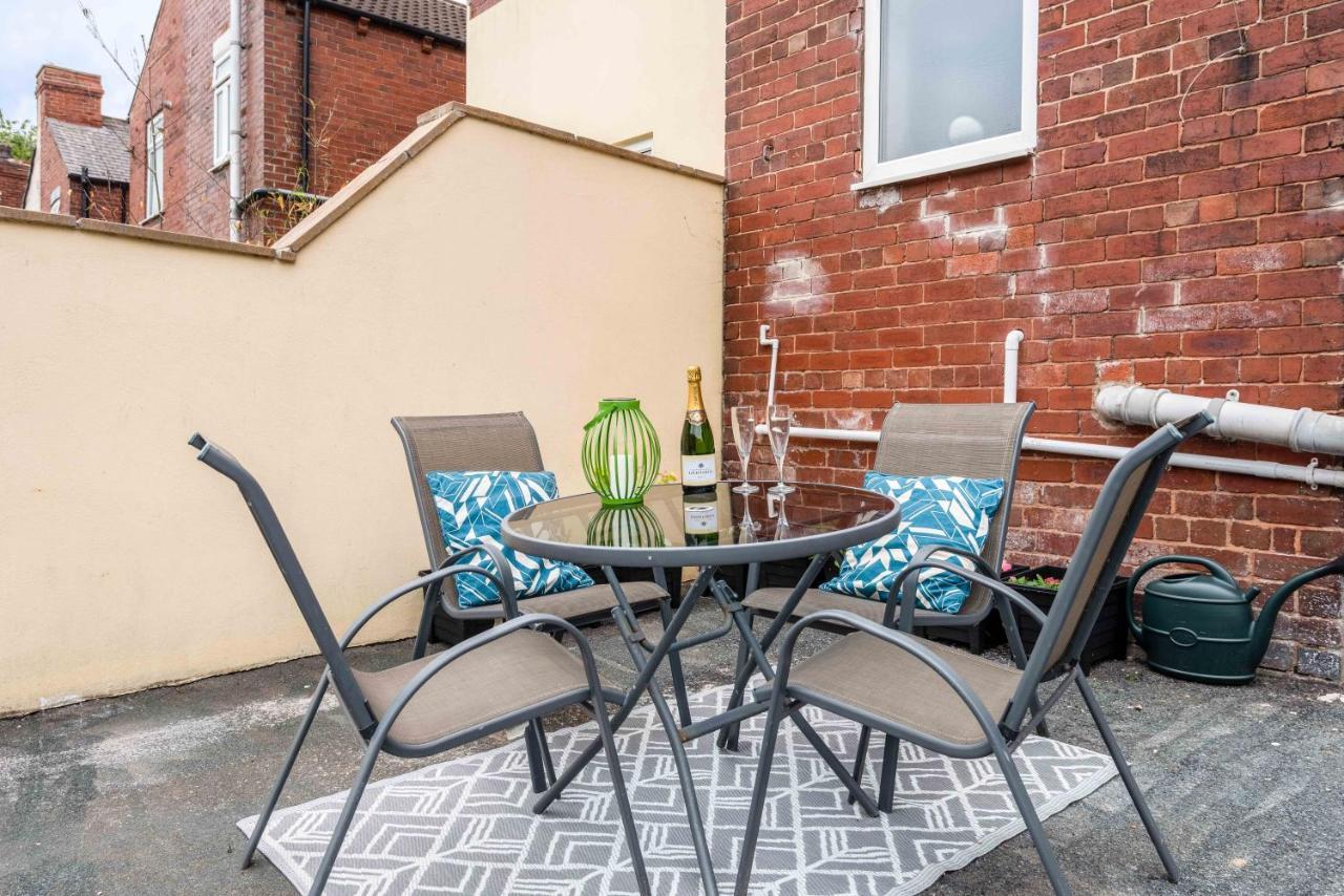 Hopetown Apartment-Modern 1 Bed With Free Parking Normanton  Buitenkant foto